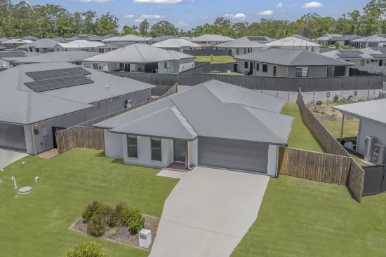 8 Brumby Circuit, Woodford, Qld 4514
