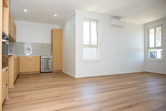 8 Burrabogie Street, Griffith, NSW 2680-Image
