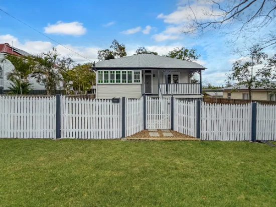 8 Burton Street, North Booval, Qld 4304