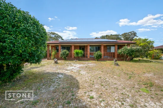8 Cabbage Tree Palm Crescent, Pelican, NSW 2281