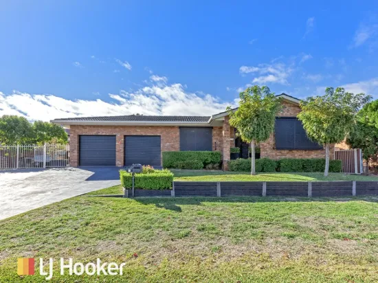 8 Camira Crescent, Hillvue, NSW 2340