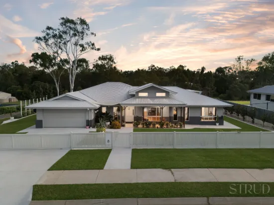 8 Campbell Court, Blacksoil, Qld 4306