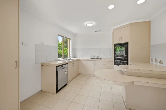 8 Canada Court, North Haven SA 5018-Image