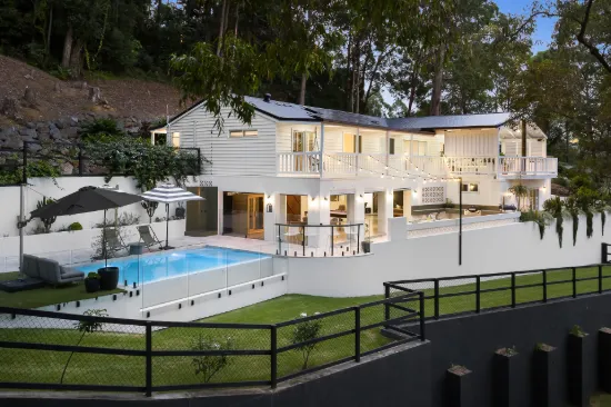 8 Carapook Crescent, Tallebudgera, Qld 4228