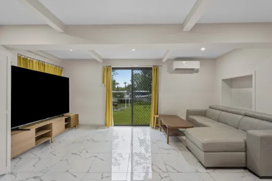 8 Caroline Street, Riverview, Qld 4303