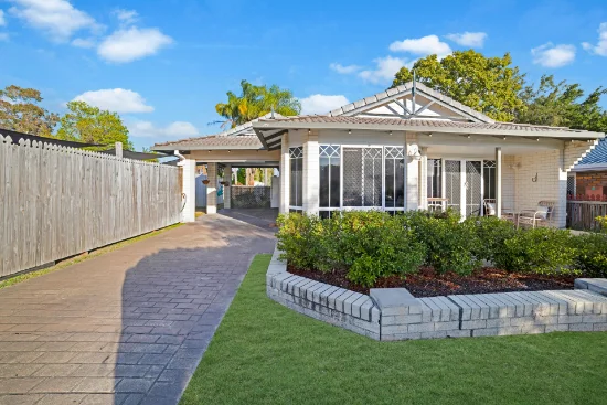 8 Cassia Street, Norman Gardens, Qld 4701