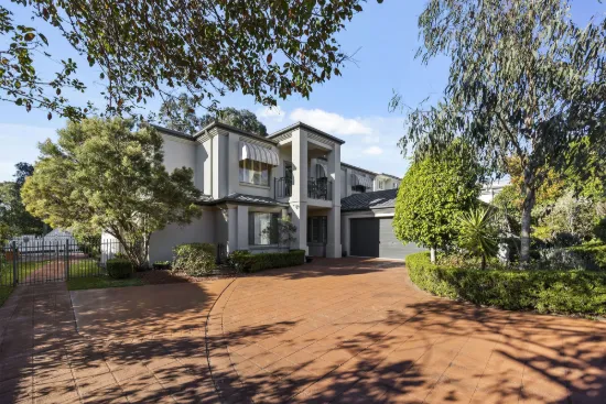 8 Casuarina Street, Bridgeman Downs, Qld 4035
