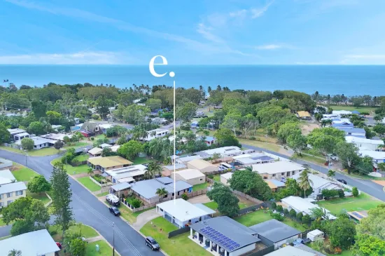 8 Cavanagh Drive, Blacks Beach, Qld 4740