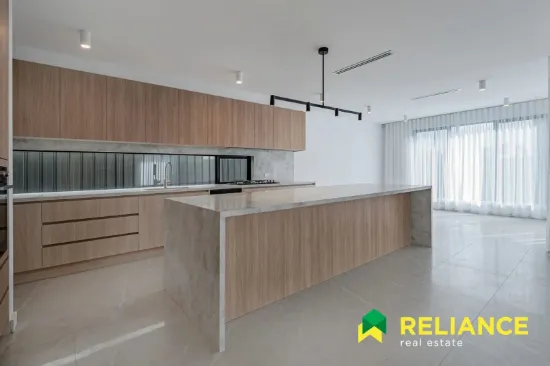 8 Celestial Way, Greenvale, Vic 3059-Image
