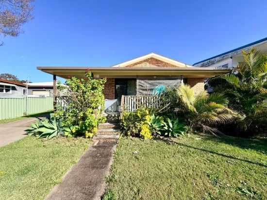 8 Centour Street, Balcolyn NSW 2264-Image