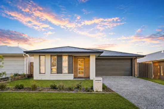 8 Chervil Drive, Greenbank, Qld 4124