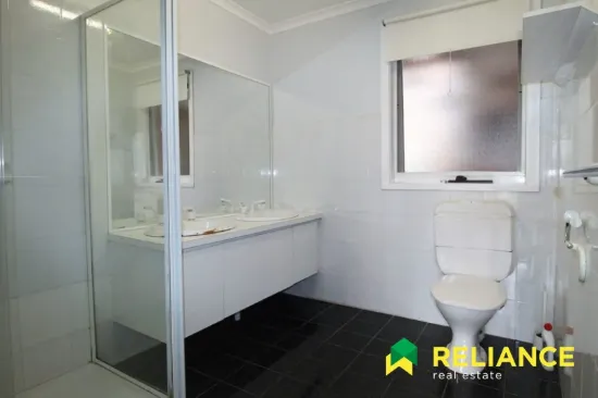 8 Clayton Court, Mill Park, Vic 3082-Image