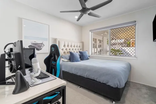 8 Clifton Street, Biggera Waters, Qld 4216-Image