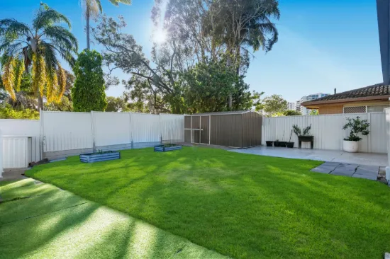 8 Clifton Street, Biggera Waters, Qld 4216-Image