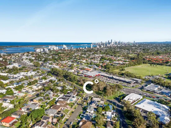 8 Clifton Street, Biggera Waters, Qld 4216-Image