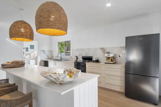 8 Clifton Street, Biggera Waters, Qld 4216-Image