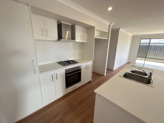8 Coloration Road, Eglinton, WA 6034