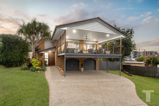 8 Coolcorra Court, Carindale, Qld 4152