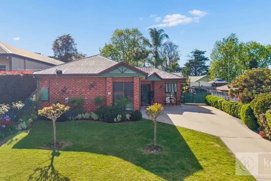 8 Cooray Street, Cobram, Vic 3644 - For Sale