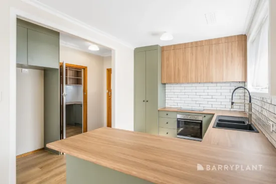 8 Cosgrove Street, Breakwater, Vic 3219
