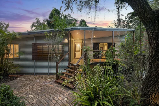 8 Couldrey Street, Bardon, Qld 4065