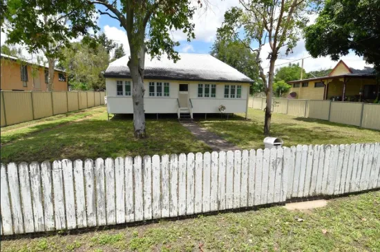 8 Craven St, Charters Towers City, Qld 4820