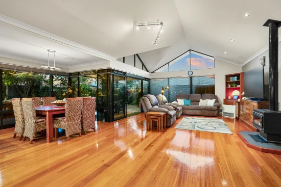 8 Crevalle Way, Rockingham, WA 6168
