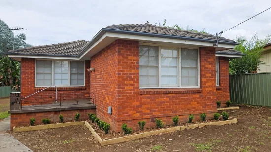 8 Cuthel Place, Campbelltown NSW 2560-Image