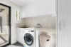 8 Daniel Crescent, Ashmore, Qld 4214-Image
