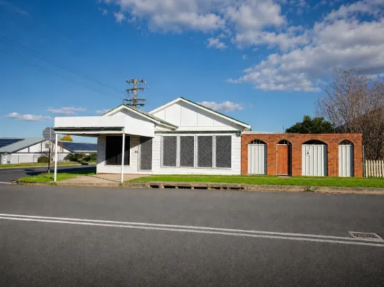 8 Dean Street, Tamworth, NSW 2340