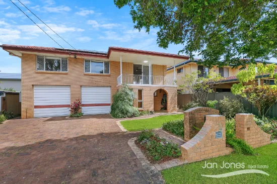 8 Deborah Street, Clontarf, Qld 4019