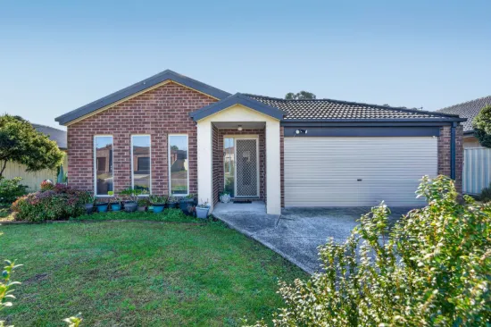 8 Delft Place, Pakenham VIC 3810-Image