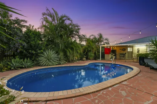 8 Delta Way, Point Vernon, Qld 4655