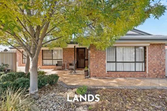 8 Earle Court, Pooraka, SA 5095
