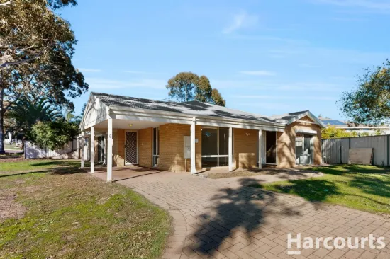 8 Eastleigh Loop, Currambine, WA 6028