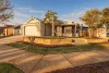 8 Edgar Link, Piara Waters, WA 6112