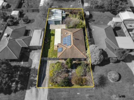 8 Eleanor Court, Pakenham, Vic 3810