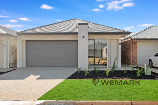 8 Elias Circuit, Munno Para West, SA 5115
