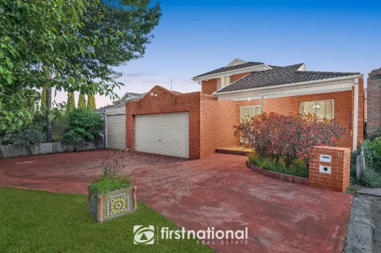 8 Erica Close, Endeavour Hills, Vic 3802