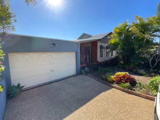 8 Evans Court, Agnes Water QLD 4677-Image