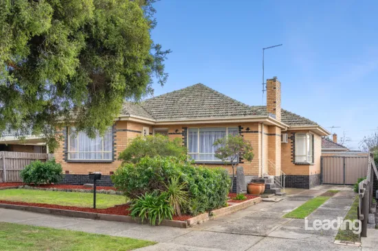 8 Fawkner Street, Sunbury, Vic 3429