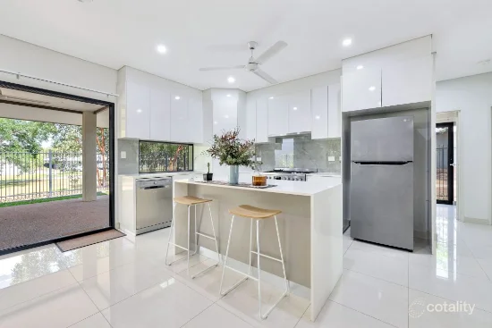 8 Fern Place, Zuccoli, NT 0832
