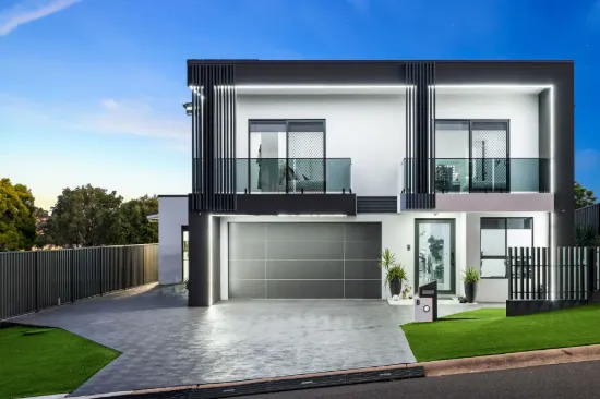 8 Figtree Crescent, Glen Alpine, NSW 2560