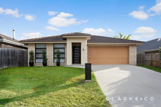 8 Finch Crescent, Aberglasslyn, NSW 2320