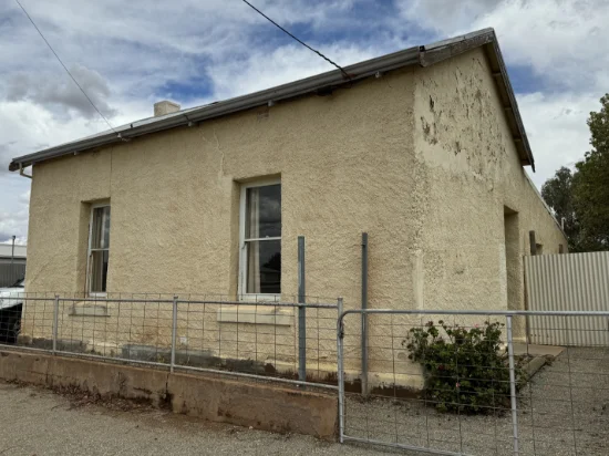 8 First St, Orroroo, SA 5431