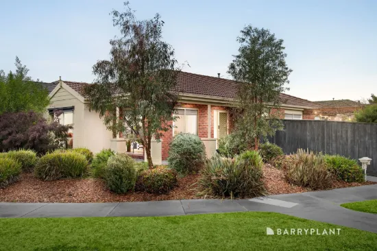 8 Fleetwood Drive, Doreen, Vic 3754