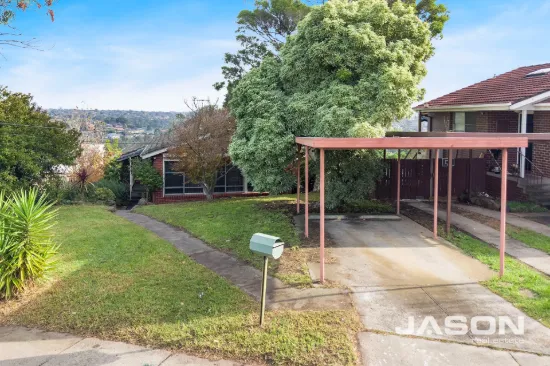 8 Fraser Court, Jacana, Vic 3047