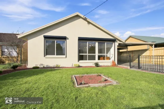 8 Fraser Crescent, Churchill, Vic 3842