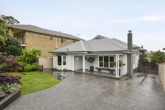 8 Garnet Street, Essendon West, Vic 3040