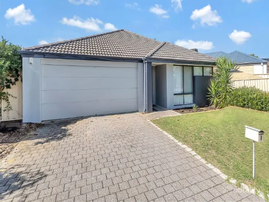 8 Gilba Place, Maida Vale, WA 6057